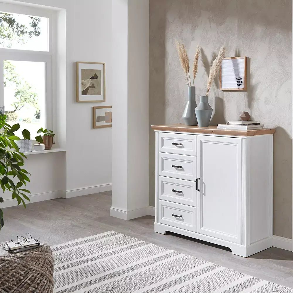 Lomadox Kommode Landhausstil mit 4 Schubkästen JÜLICH-36 in Pinie weiß Nb. mit Artisan Eiche Nb., B/H/T ca. 115/102/41 cm