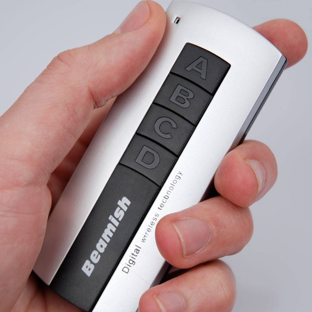 S.Luce Wireless 3-fach Funk-Kontroller mit Fernbedienung max. 3 x 1000W zollfrei