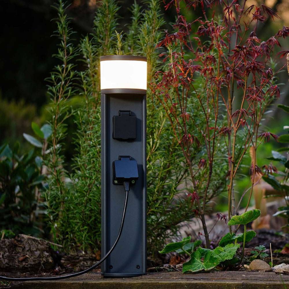 S.Luce Pollerlampe Rook T mit Steckdose & Klappe H 46,5cm IP54 Anthrazit Neuheiten
