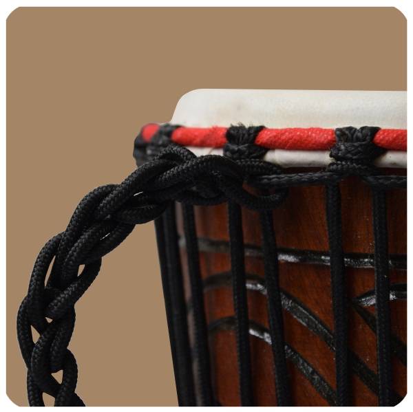 Simandra Djembe geschnitzt 30 cm Bongo Afrikanische Trommel aufwendige Schnitzerei JETZT KAUFEN